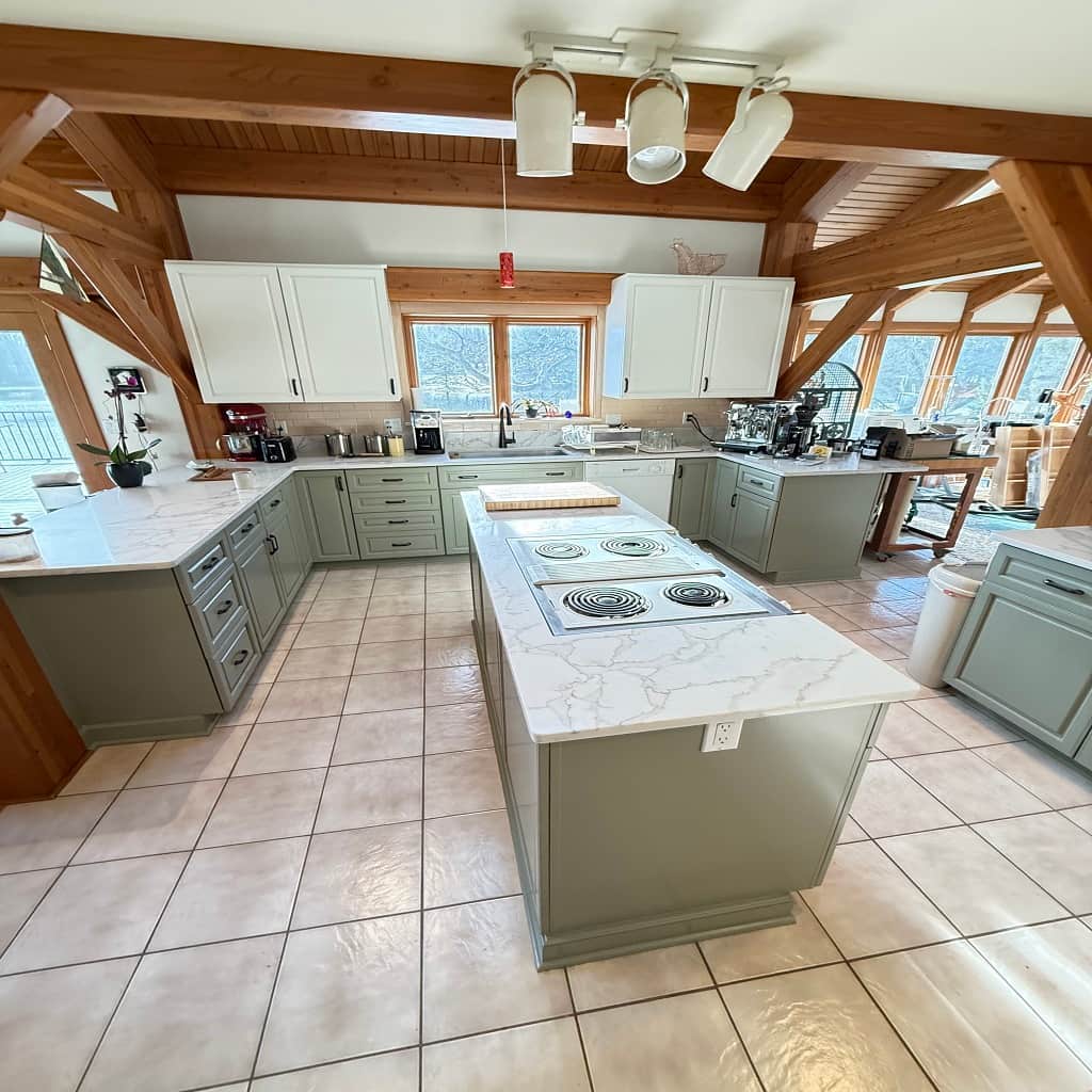 Cabinet Refinishing Services in South Lyon